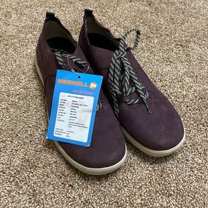 New Womans Merrell Shoes